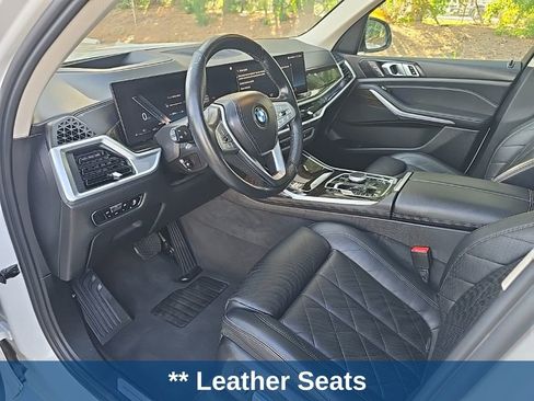 Used 2023 BMW X7 xDrive40i image 17