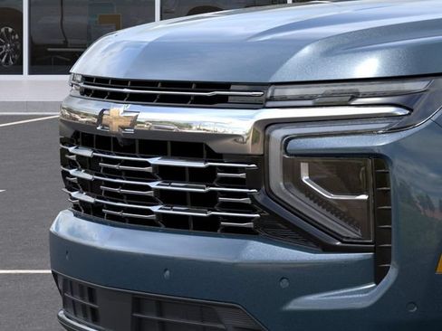New 2026 Chevrolet Tahoe Premier w/ Sun And Tow Package AWD/4WD image 13