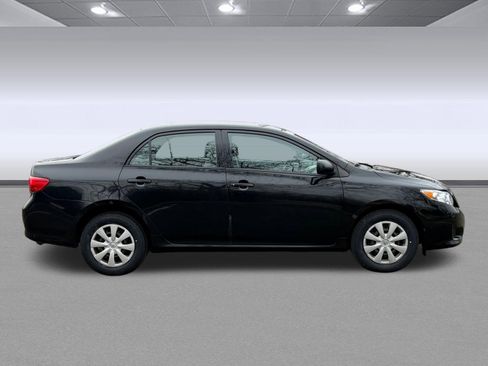 Used 2010 Toyota Corolla 4dr Sdn Auto (Natl) image 8