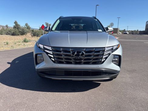 Certified 2024 Hyundai Tucson Limited AWD/4WD image 10
