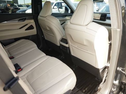 Used 2023 INFINITI QX60 Luxe w/ Cargo Package AWD/4WD image 17