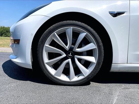 Used 2020 Tesla Model 3 Long Range AWD/4WD image 2