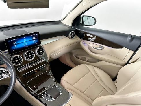 Used 2022 Mercedes-Benz GLC 300 image 22