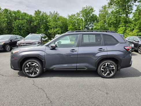 Certified 2025 Subaru Forester Limited AWD/4WD image 5