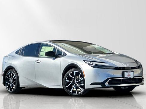 New 2026 Toyota Prius Plug-In Hybrid image 1