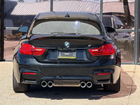 Used 2017 BMW M4 Coupe image 10