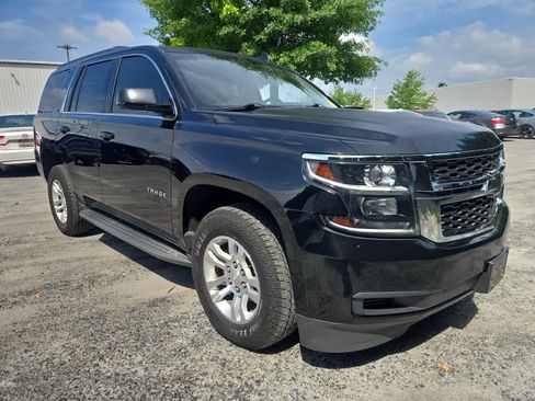 Used 2017 Chevrolet Tahoe LT AWD/4WD image 4