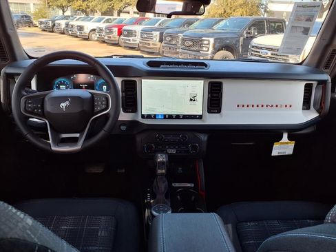 New 2025 Ford Bronco Heritage Edition image 7