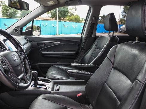 Used 2017 Honda Pilot EX-L image 19