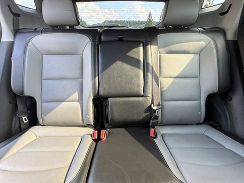 Used 2018 GMC Terrain SLT w/ Preferred Package FWD image 22
