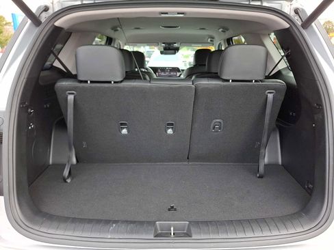 Used 2023 Hyundai Palisade SEL image 32