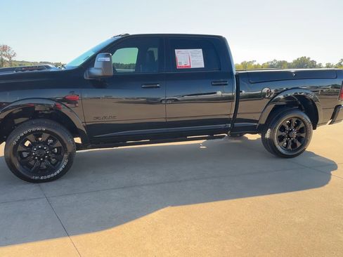 Used 2024 RAM 2500 Limited image 5