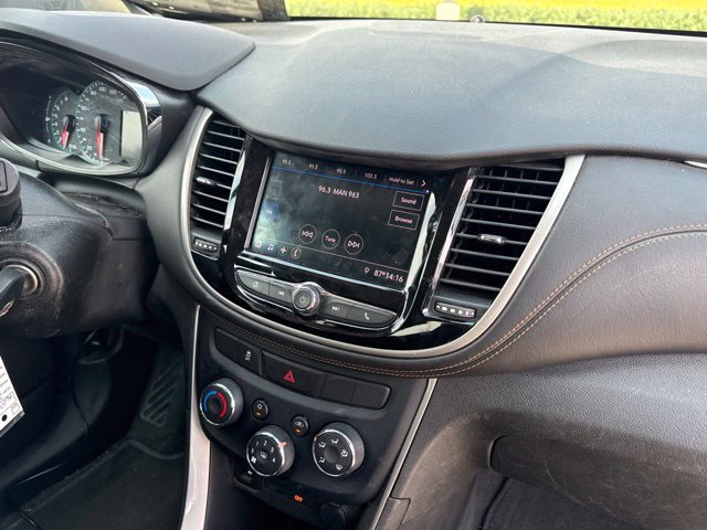 Used 2020 Chevrolet Trax LS w/ Tint and Cruise Package FWD image 10