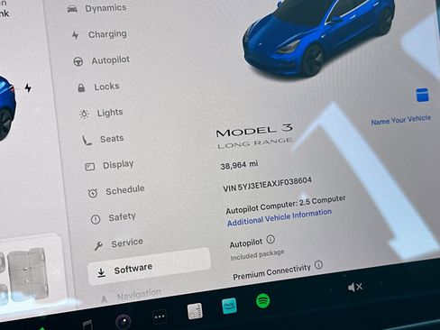 Used 2018 Tesla Model 3 image 25