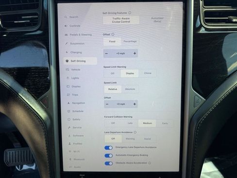 Used 2018 Tesla Model X 100D AWD/4WD image 37