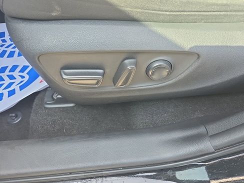 Used 2024 Toyota RAV4 XLE image 21