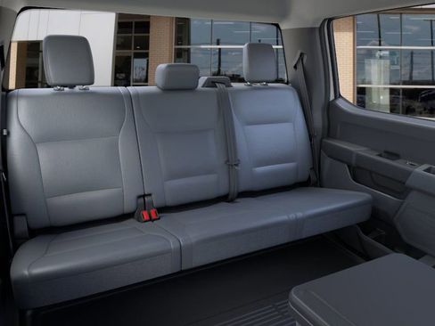 New 2026 Ford F250 XL w/ XL Chrome Package image 13