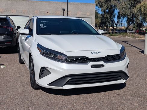 Certified 2023 Kia Forte LXS image 2