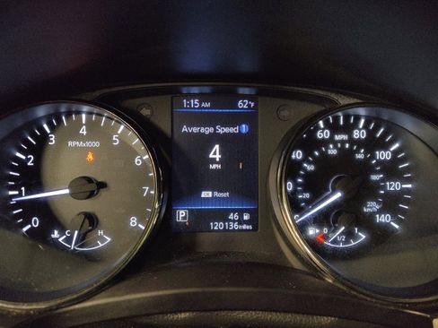 Used 2020 Nissan Rogue Sport SV w/ All-Weather Package FWD image 23
