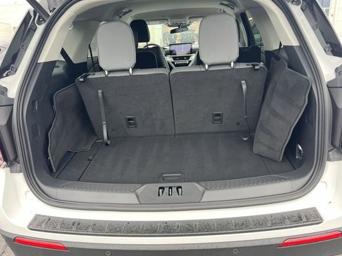 Certified 2025 Ford Explorer Active w/ Active Comfort Package image 26