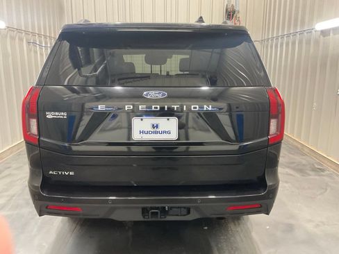 Used 2025 Ford Expedition Active RWD image 26