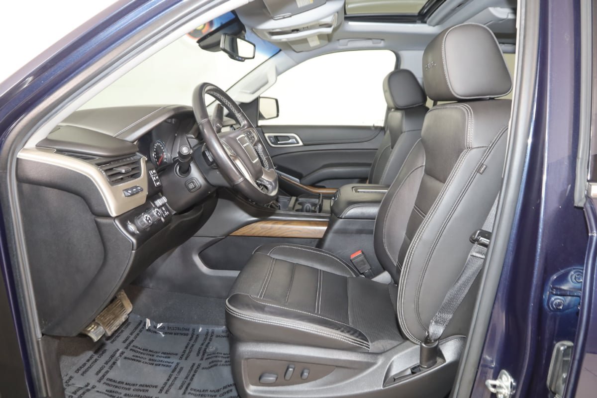 Used 2019 GMC Yukon Denali w/ Denali Ultimate Package AWD/4WD image 11