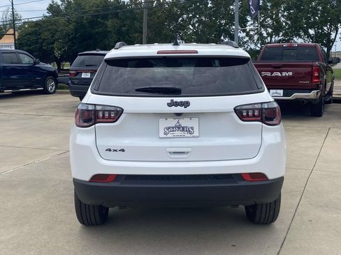 New 2026 Jeep Compass Latitude AWD/4WD image 6