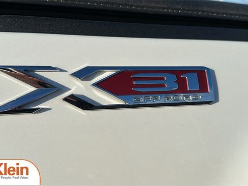 Used 2024 GMC Sierra 2500 SLE w/ SLE Convenience Package image 12