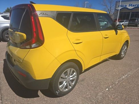 Used 2020 Kia Soul LX image 6