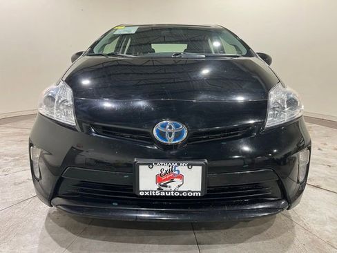 Used 2015 Toyota Prius Four image 3