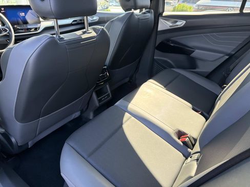 Certified 2023 Volkswagen ID.4 Pro S RWD image 10