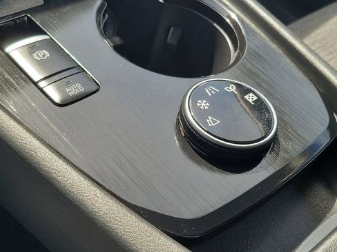 Certified 2023 Nissan Rogue SV AWD/4WD image 31