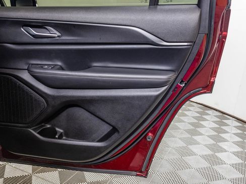 Used 2024 Jeep Grand Cherokee L Altitude image 47