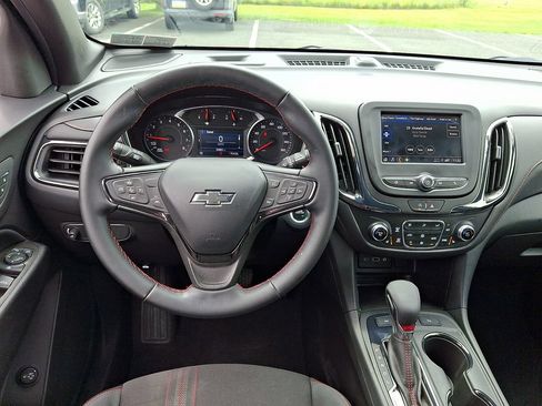Used 2023 Chevrolet Equinox RS AWD/4WD image 13