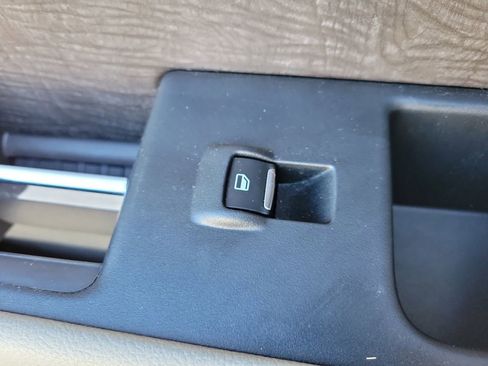 Used 2021 Ford Expedition Max Limited image 16