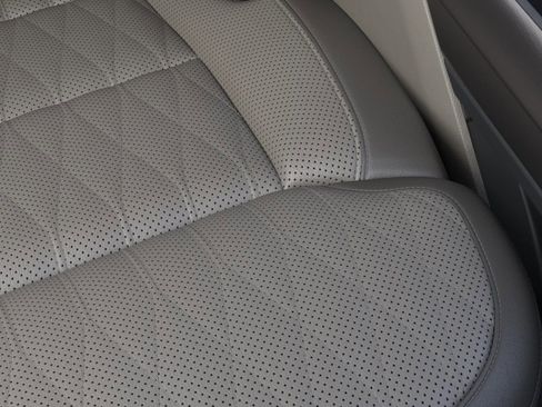 New 2026 Ford F150 Platinum AWD/4WD image 16