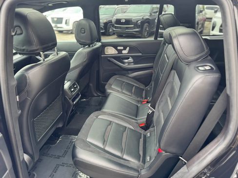 Used 2023 Mercedes-Benz GLS 63 AMG 4MATIC w/ Warmth & Comfort Package image 33