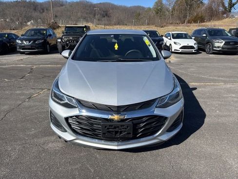Used 2019 Chevrolet Cruze LT w/ LT Fleet Convenience Package FWD image 3