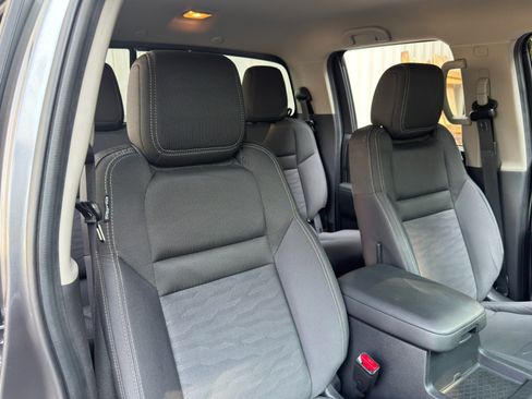 Used 2022 Nissan Frontier SV RWD image 31