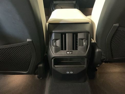 Certified 2025 BMW X3 xDrive30i w/ Premium Package image 26