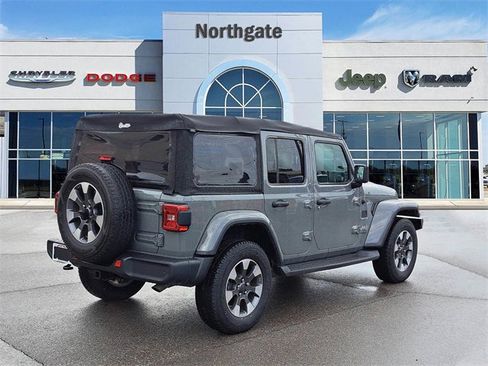Used 2021 Jeep Wrangler Unlimited Sahara image 4