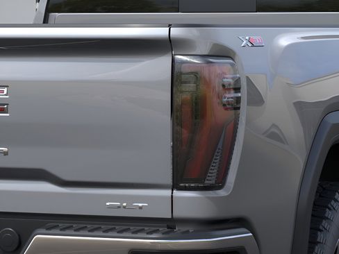 New 2026 GMC Sierra 2500 SLT w/ SLT Premium Package image 11