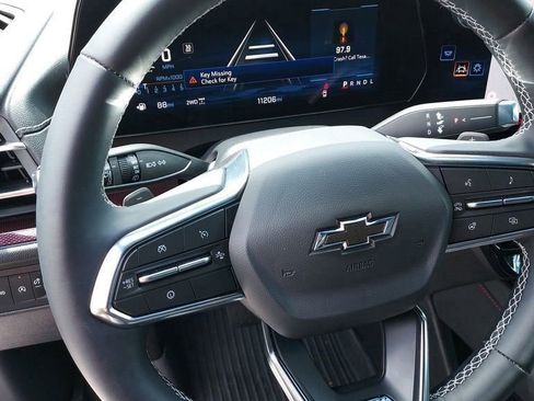 Used 2025 Chevrolet Traverse Z71 w/ Driver Confidence Package image 13