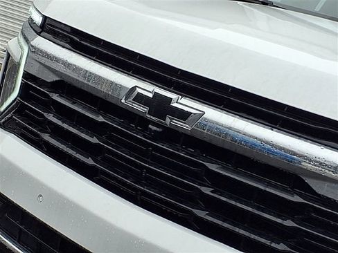 New 2026 Chevrolet Suburban LS w/ LPO, Dark Essentials Package AWD/4WD image 23