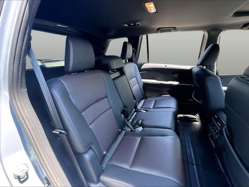 Certified 2024 Honda Passport Black Edition image 54