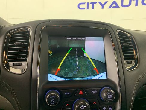 Used 2018 Dodge Durango SRT w/ SRT Interior Appearance Group image 27