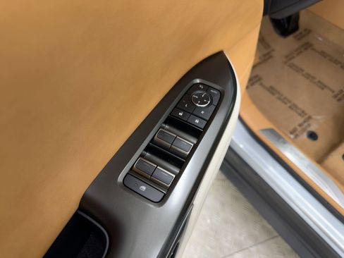 New 2026 Lexus RZ 350e 2WD image 12