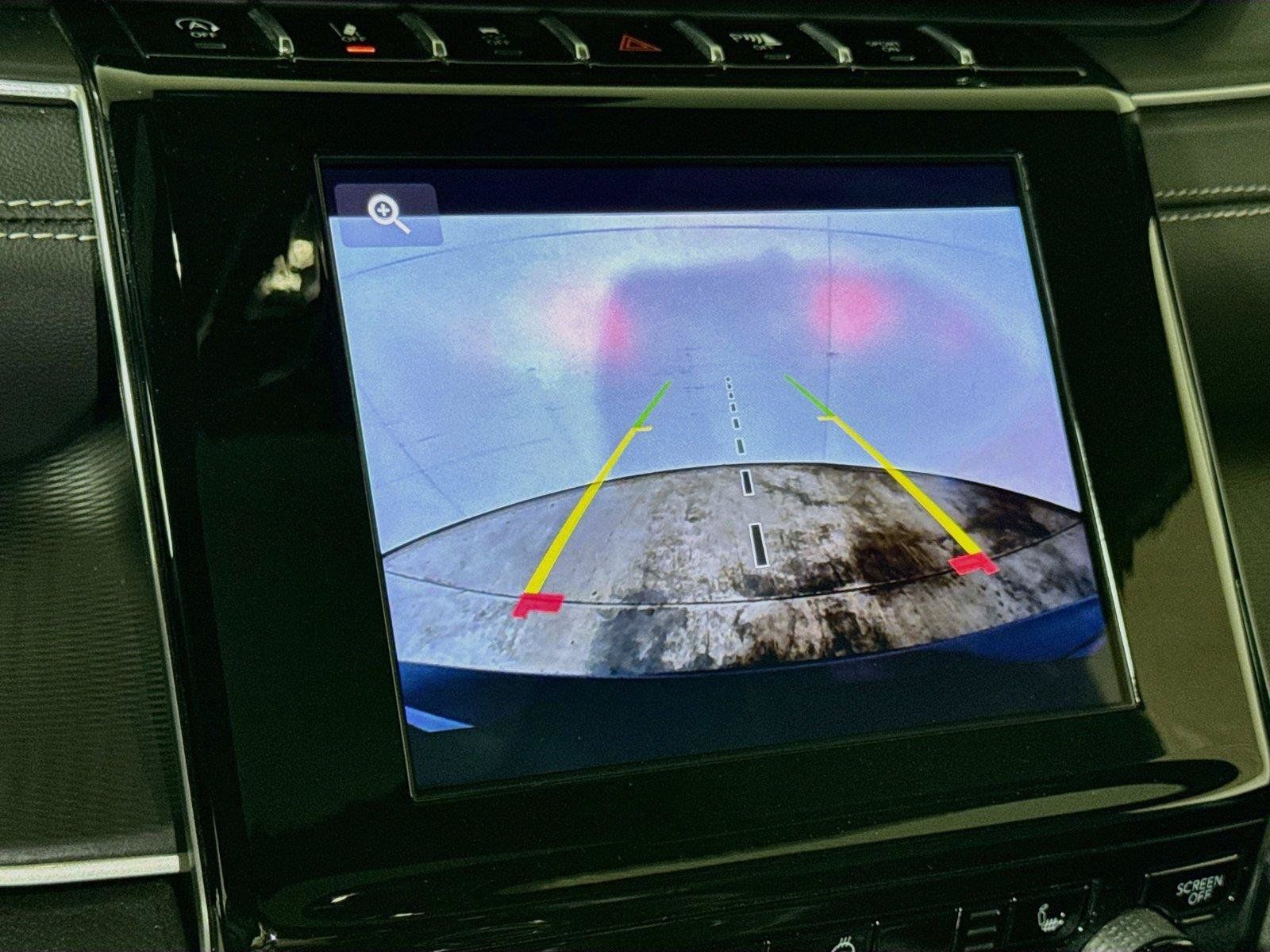 Used 2025 Jeep Grand Cherokee L Altitude RWD image 11