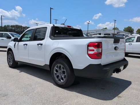 New 2026 Ford Maverick XLT w/ XLT Luxury Package FWD image 6