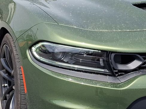 Used 2022 Dodge Charger Scat Pack w/ Dynamics Package RWD image 9